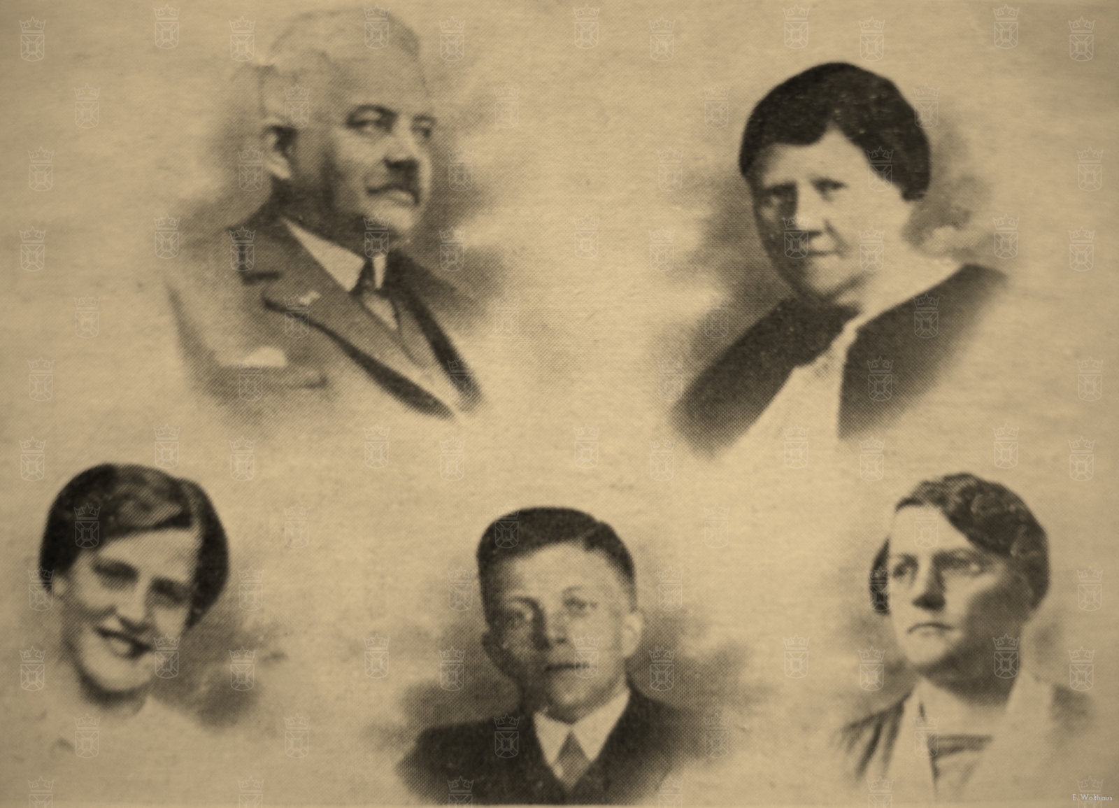 Het gezin Mikx met rechtsonder Anna van Eck. 